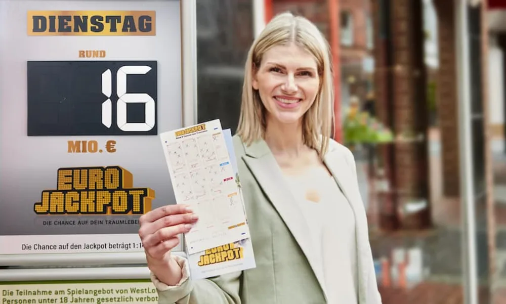 Eurojackpot-Ziehung am Dienstag (c) Schlag und Roy