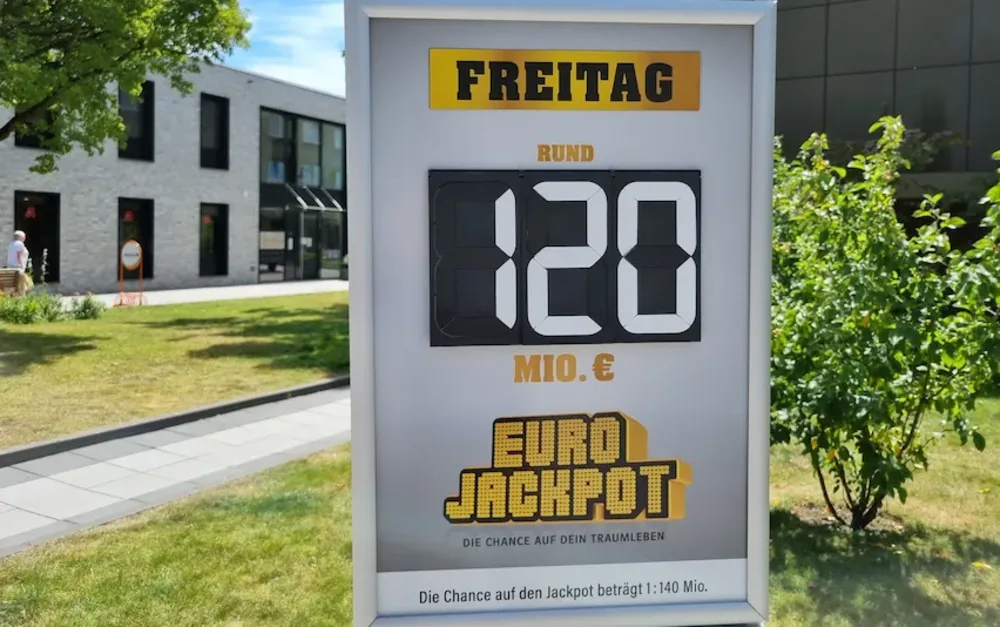 Am kommenden Freitag (23. Juni 2023) warten erneut 120 Millionen Euro im Jackpot (c) Bodo Kemper